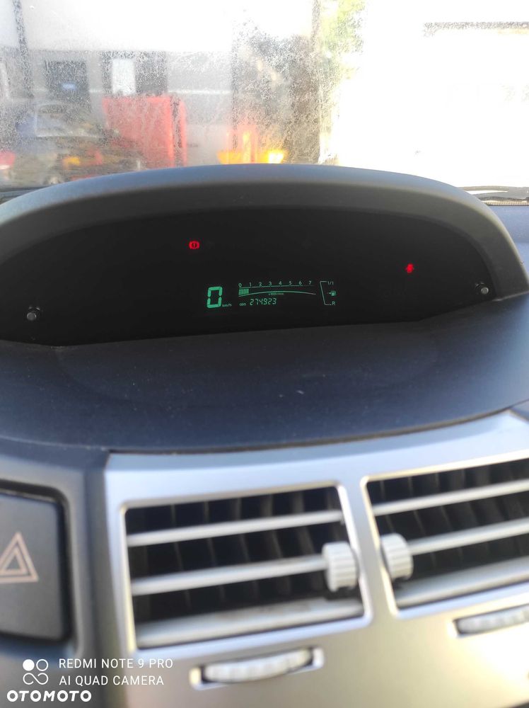 Toyota Yaris - 2