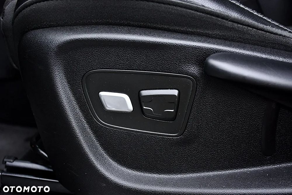 Renault Grand Scenic dCi 130 FAP Start & Stop Bose Edition - 38