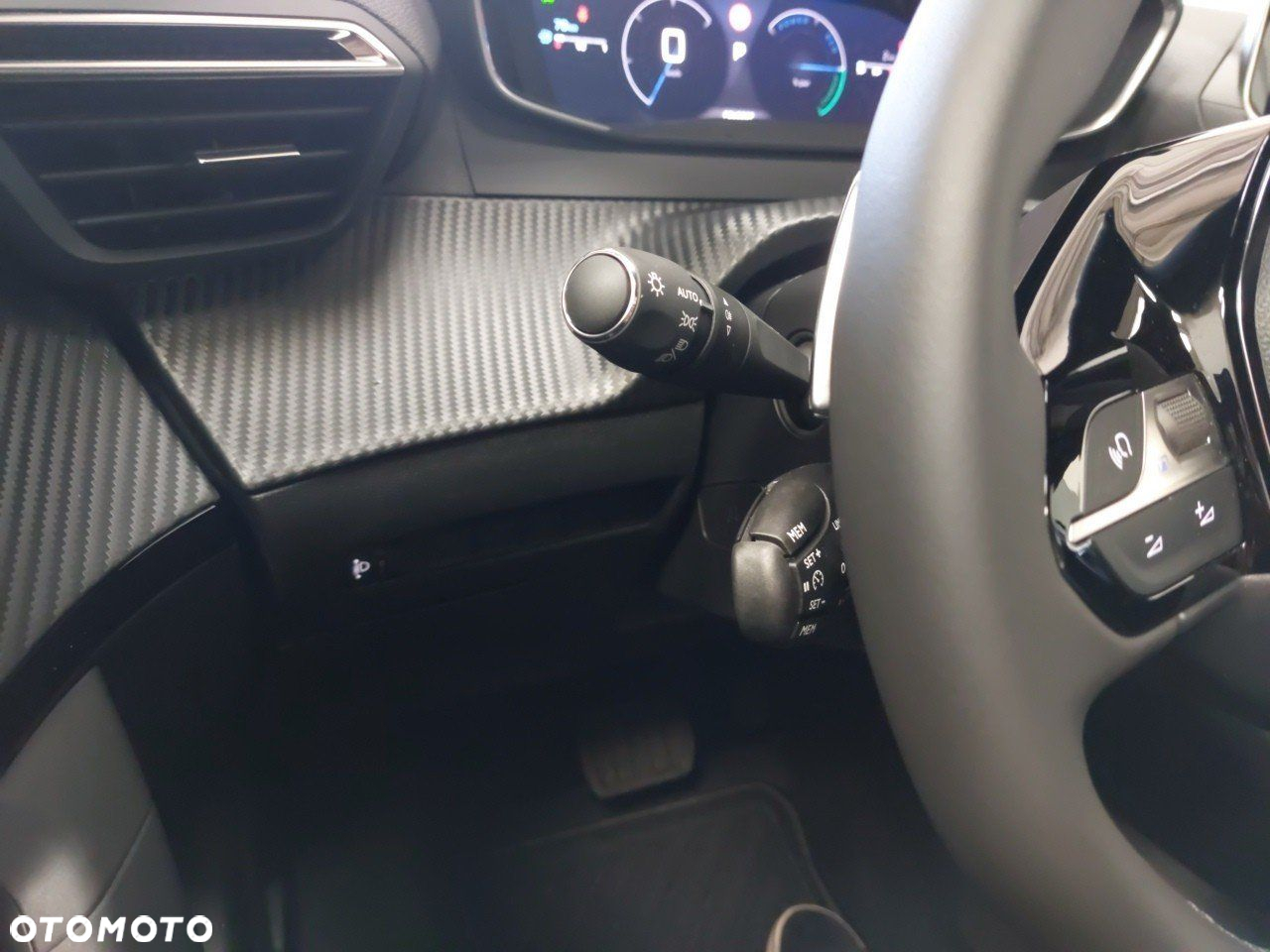 Peugeot 2008 - 14