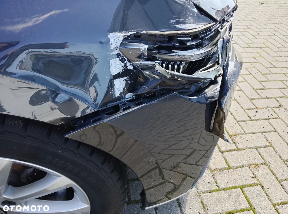 Volkswagen Passat - 9