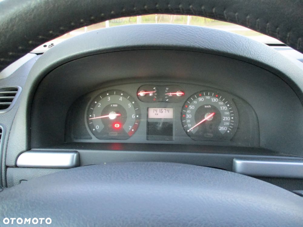 Renault Laguna 2.0 16V Emotion - 12