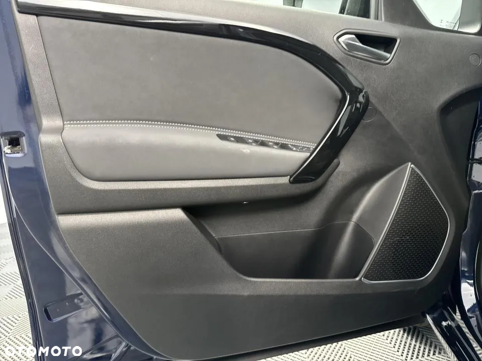 Mercedes-Benz Klasa T 180 d Style - 11