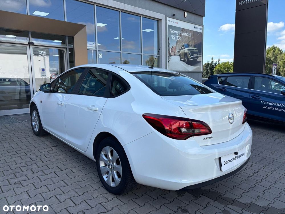 Opel Astra 1.6 Energy EU6 - 5