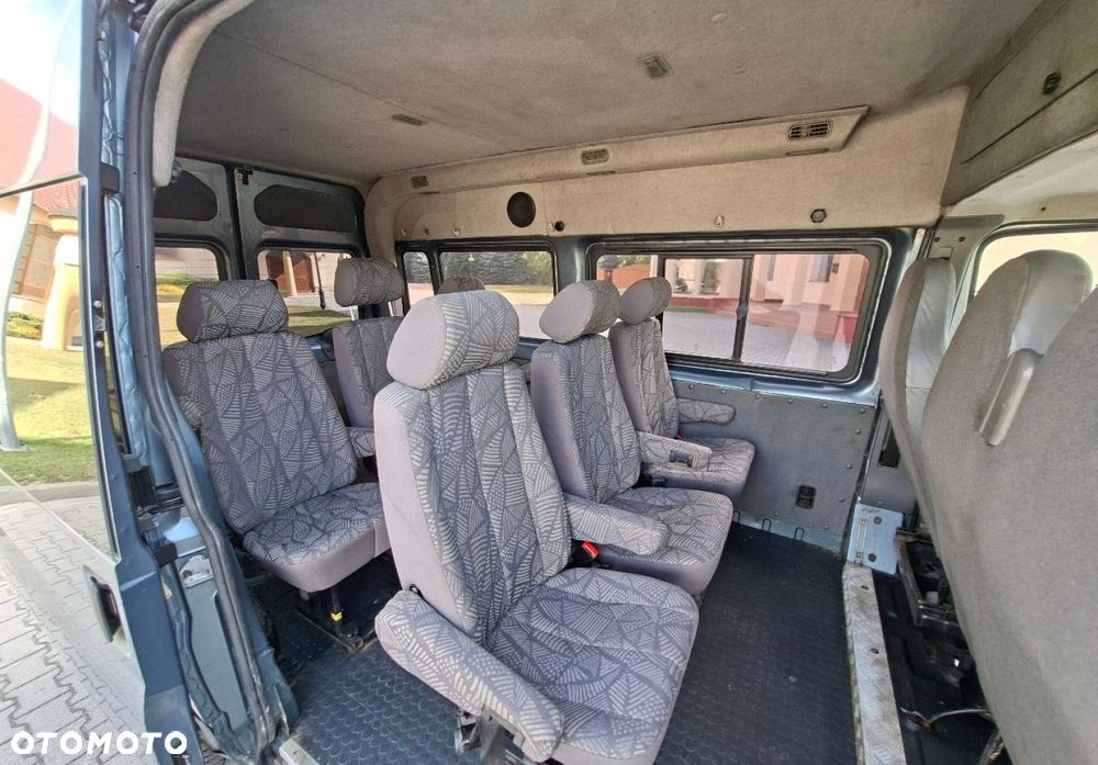 Ford Transit - 15