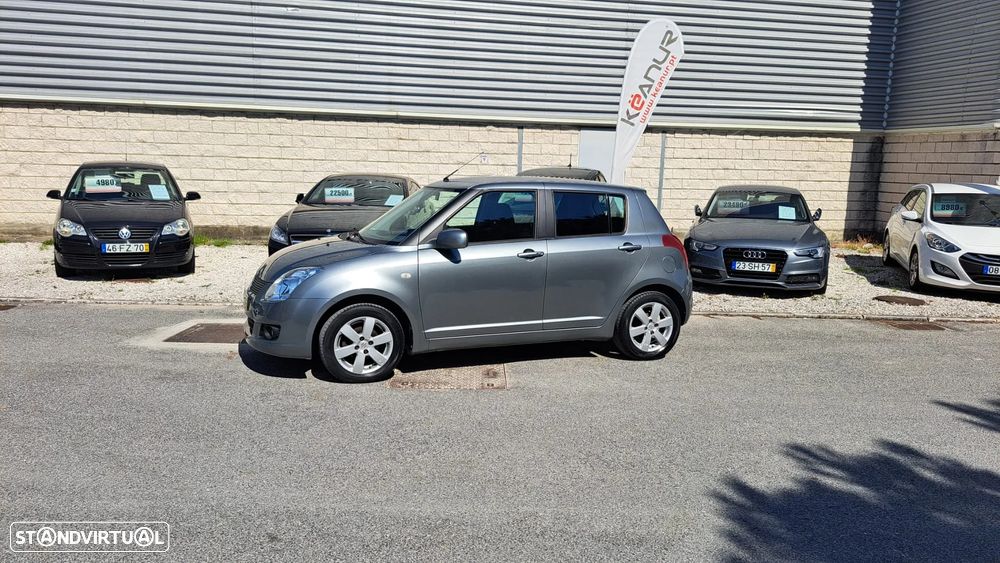 Suzuki Swift 1.3 DDiS GL - 23
