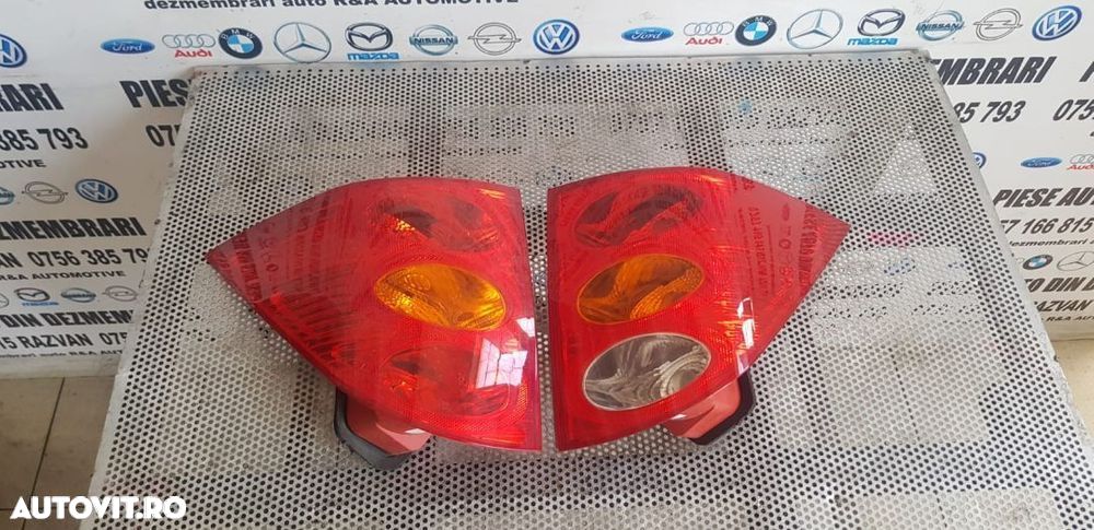 Lampa Stop Tripla Stanga Dreapta Peugeot 1007 Livram Oriunde In Tara - 2
