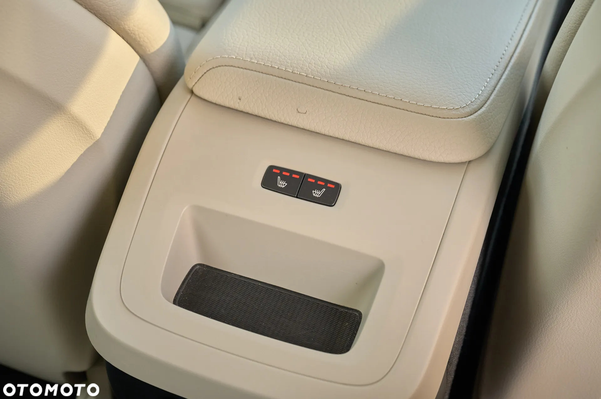 Volvo V60 D4 Geartronic Inscription - 27