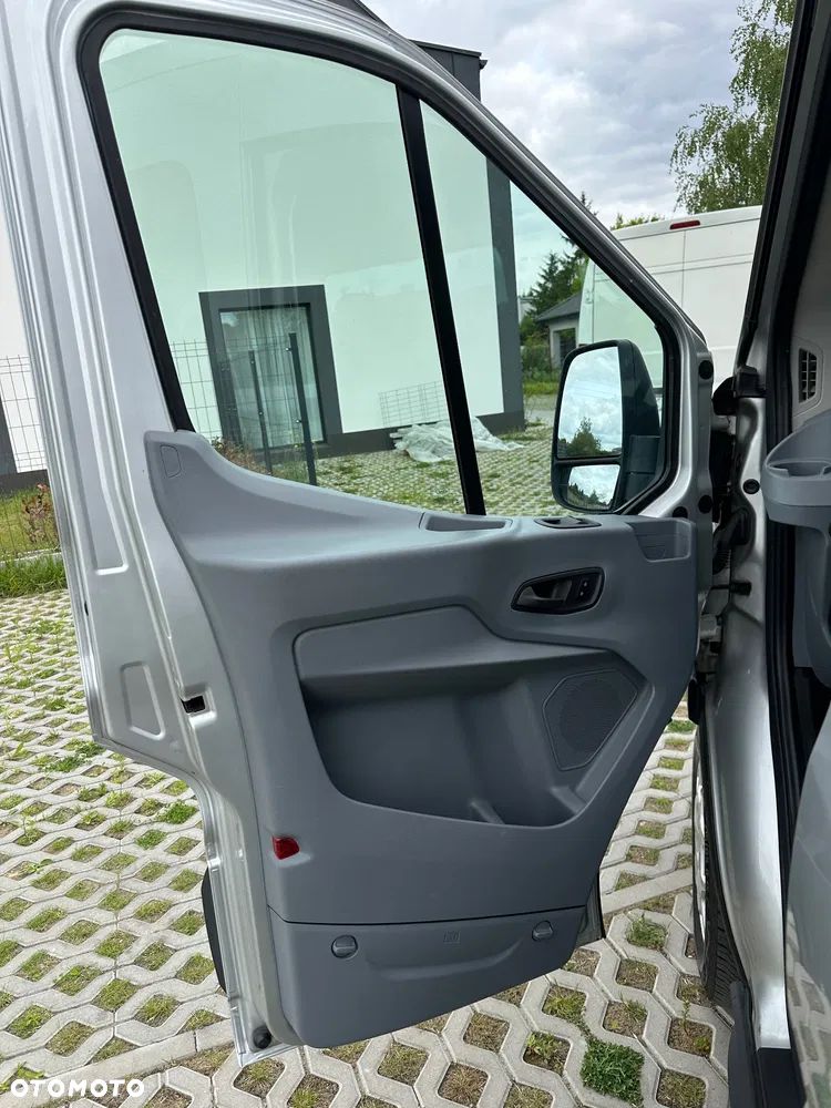 Ford Transit L2H2 AWD Trend - 22