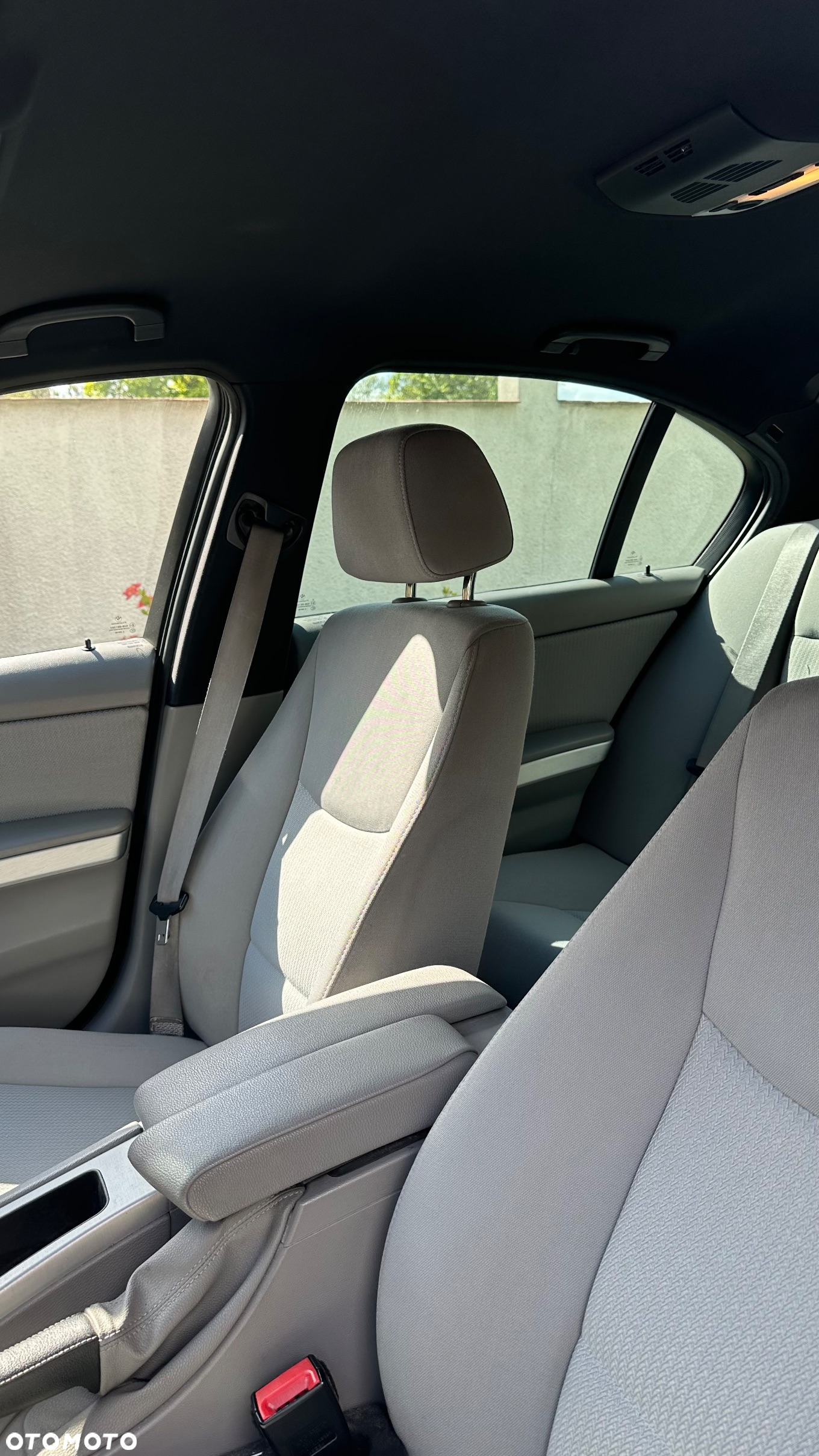BMW Seria 3 318d - 25