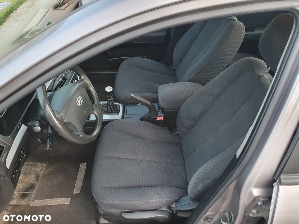 Hyundai Sonata 2.0 CRDi Style - 24