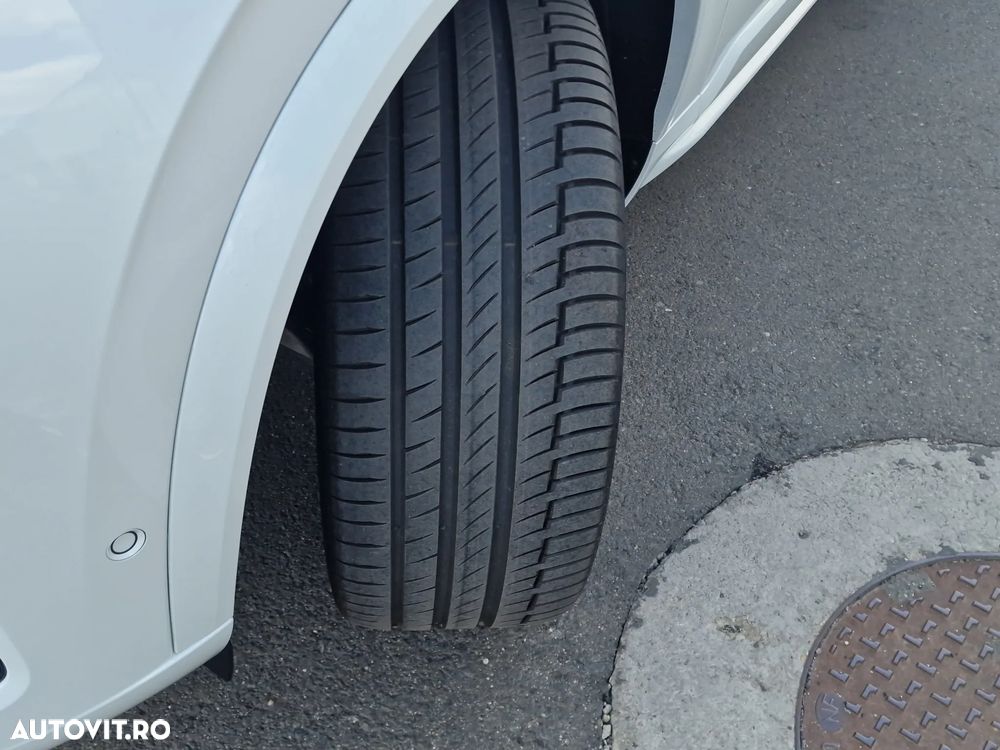 Volvo XC 90 - 21