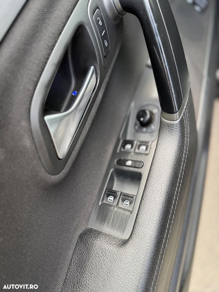 Volkswagen Passat CC 2.0 TDI BMT DSG - 13