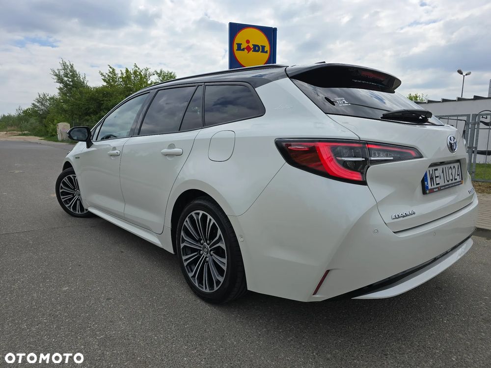 Toyota Corolla 1.8 Hybrid Selection - 8