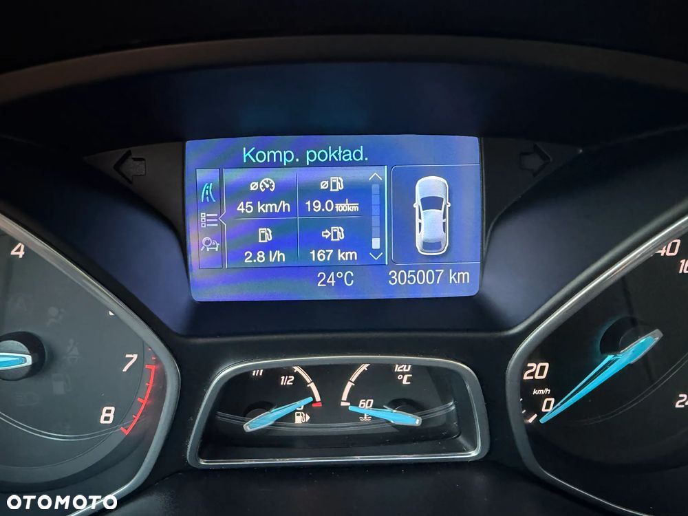 Ford Focus 1.6 EcoBoost Titanium - 25