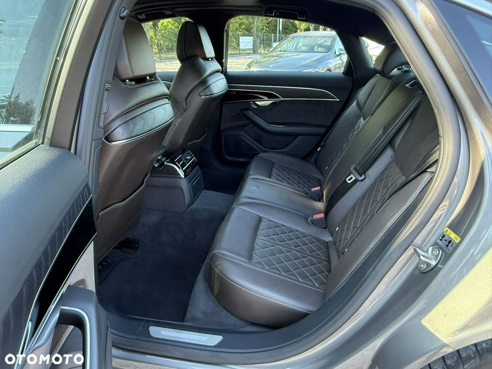 Audi A8 - 34