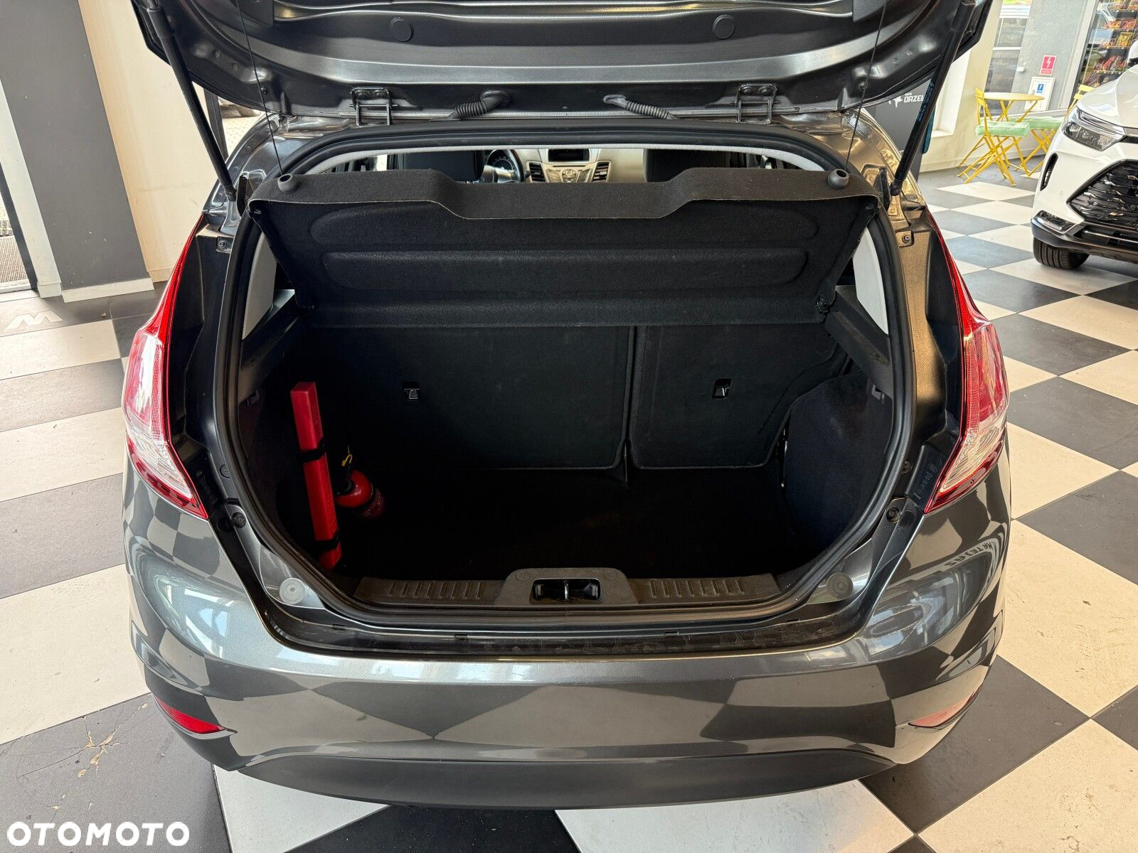 Ford Fiesta - 9