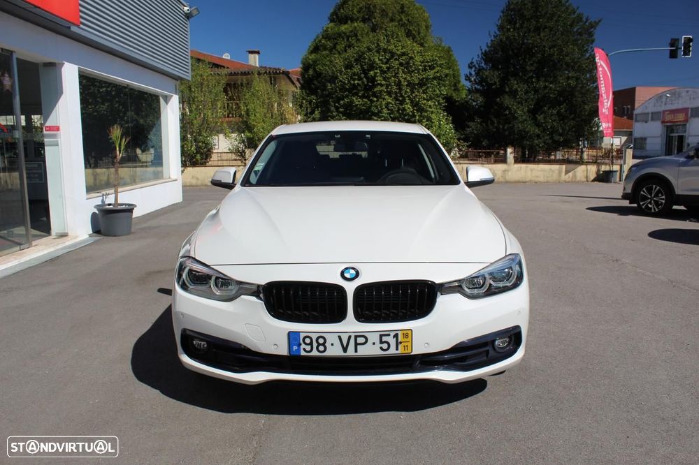 BMW 330 e iPerformance - 8