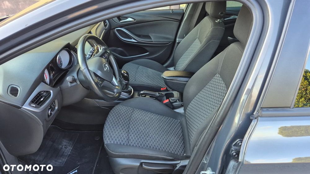 Opel Astra 1.4 Turbo Edition - 11