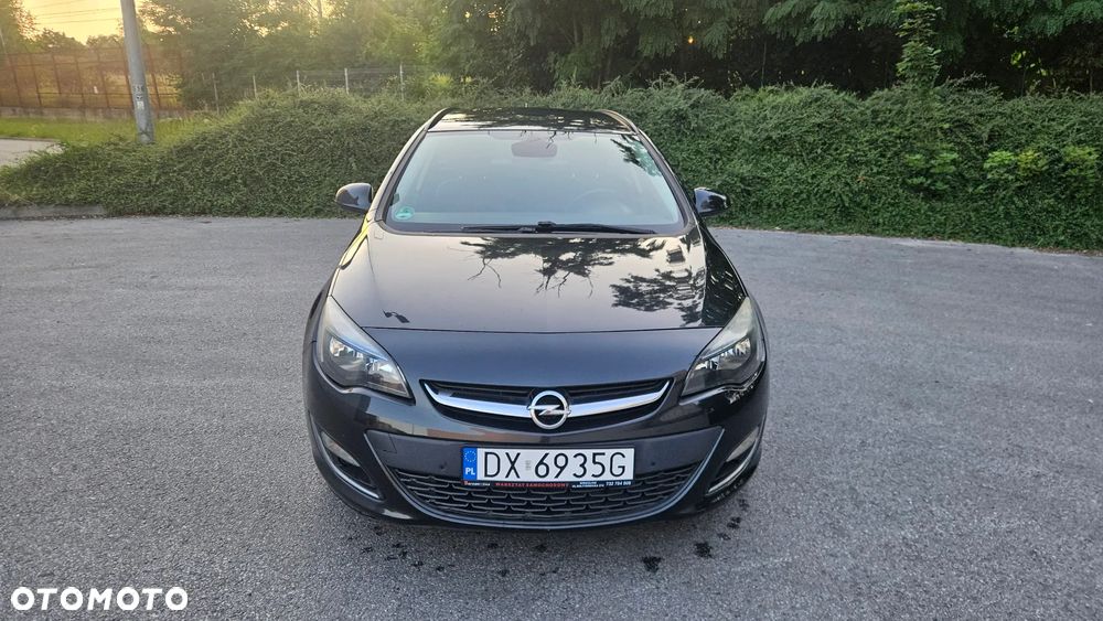Opel Astra 1.4 Turbo Automatik 150 Jahre - 4