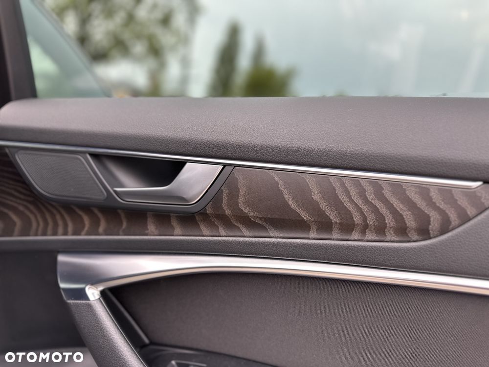 Audi A6 Avant 40 TDI quattro S tronic - 15