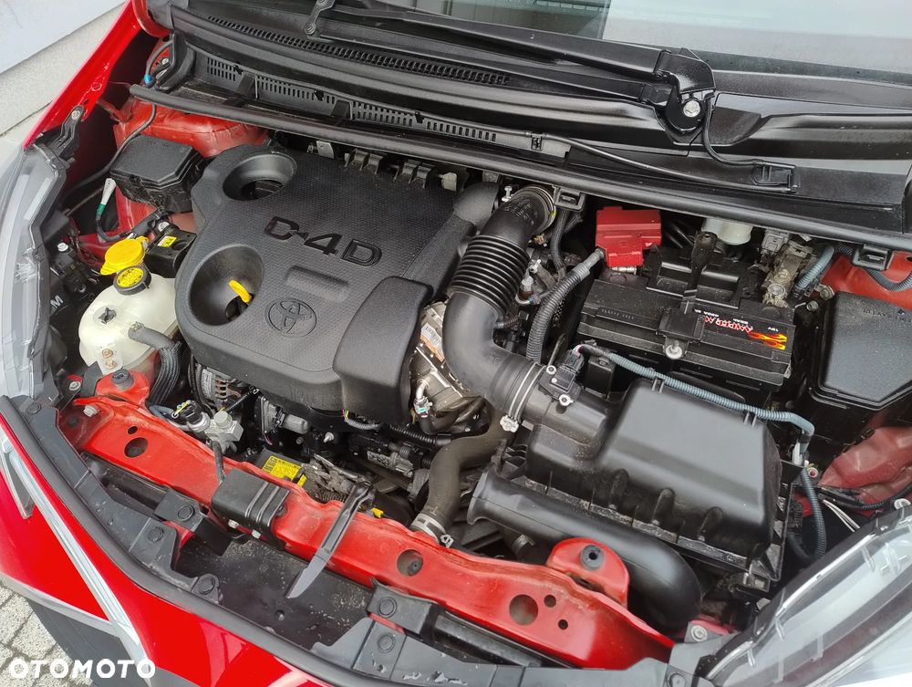 Toyota Yaris 1.4 D-4D Executive - 24