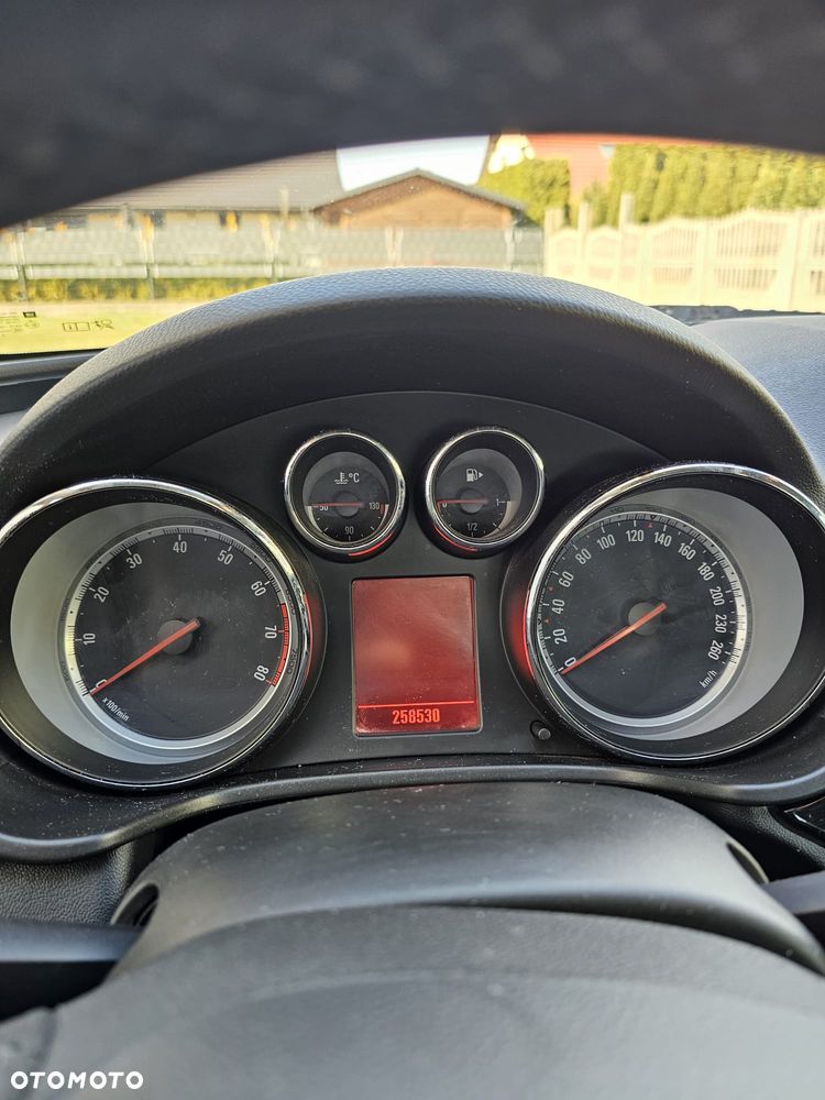 Opel Insignia 2.8 T V6 Cosmo 4x4 - 15