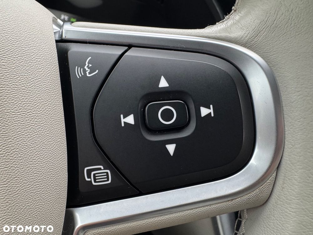 Volvo XC 60 D4 Geartronic Momentum Pro - 35