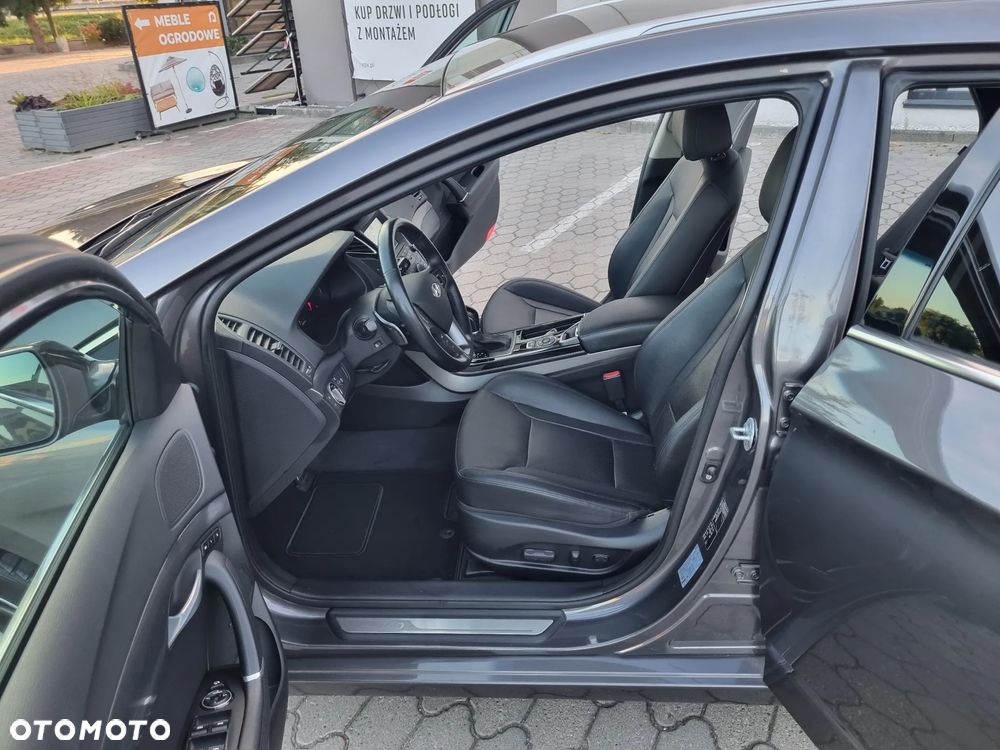 Hyundai i40 1.6 CRDi Premium DCT - 5