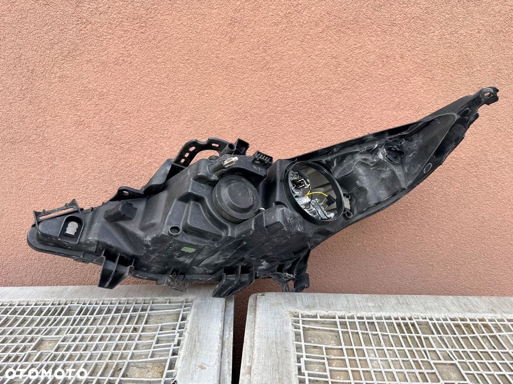 Lampa przednia PEUGEOT 207 SOCZEWKA PRAWA EUROPA ORYGINALNA VALEO - 2