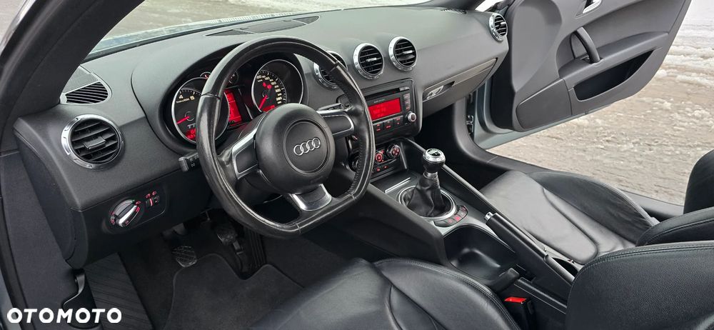 Audi TT Coupé - 10