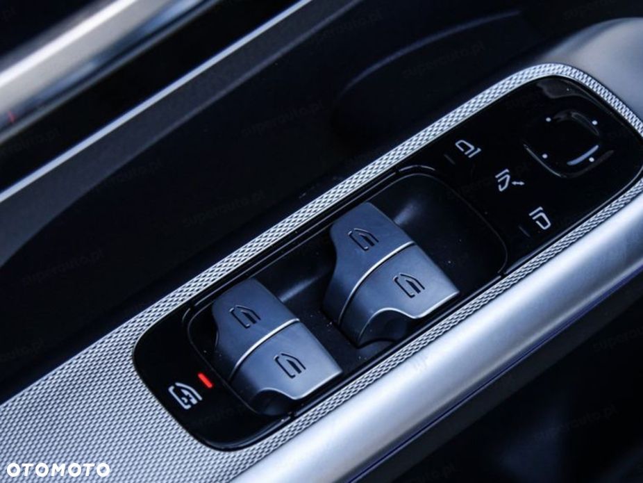 Mercedes-Benz GLC 220 d mHEV 4-Matic AMG Line - 13