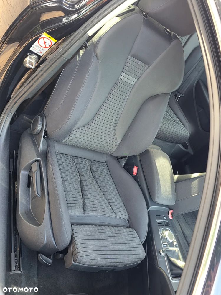 Audi A3 3-drzwiowe 1.4 TFSI S line Sportpaket - 18
