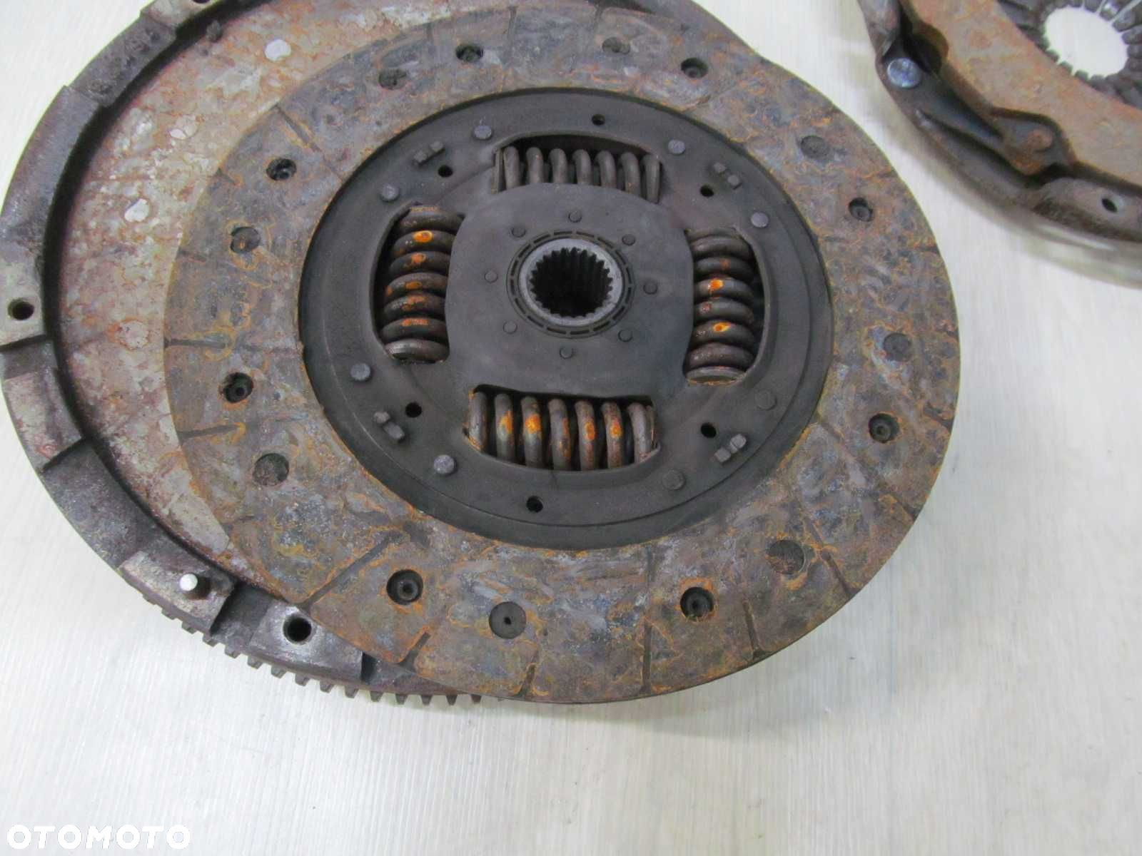 FORD TRANSIT VI 2.4 TDCI 04-06 SPRZEGLO KOLO SZTYWNE 04/06 - 6