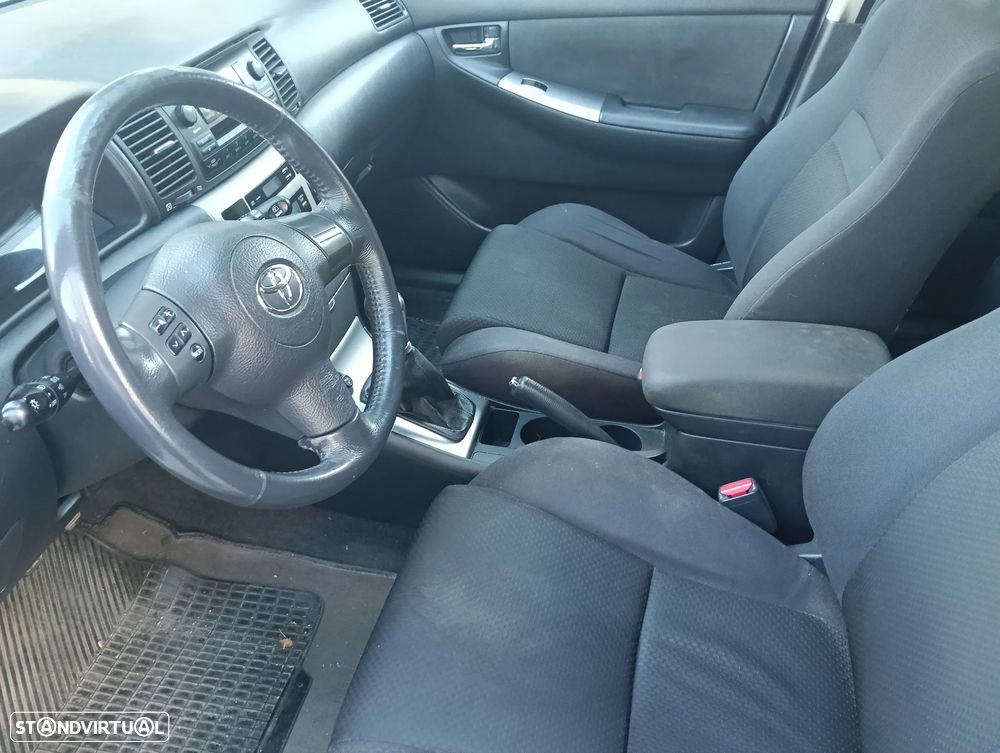 Toyota Corolla 1.4 D-4D S-Pack+AC - 17