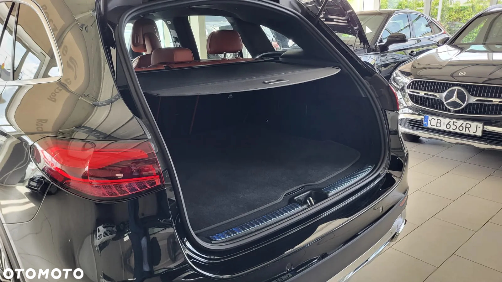 Mercedes-Benz GLC ver-200-4--matic - 3
