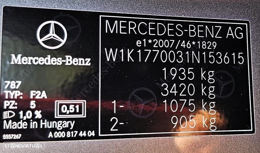 Mercedes-Benz A 180 d 7G-DCT AMG Line - 11