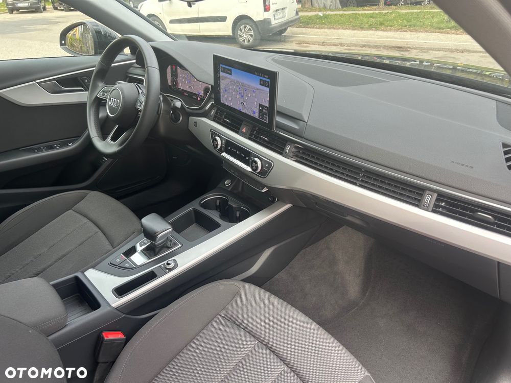 Audi A4 Limousine 35 TFSI mHEV Advanced S tronic - 13