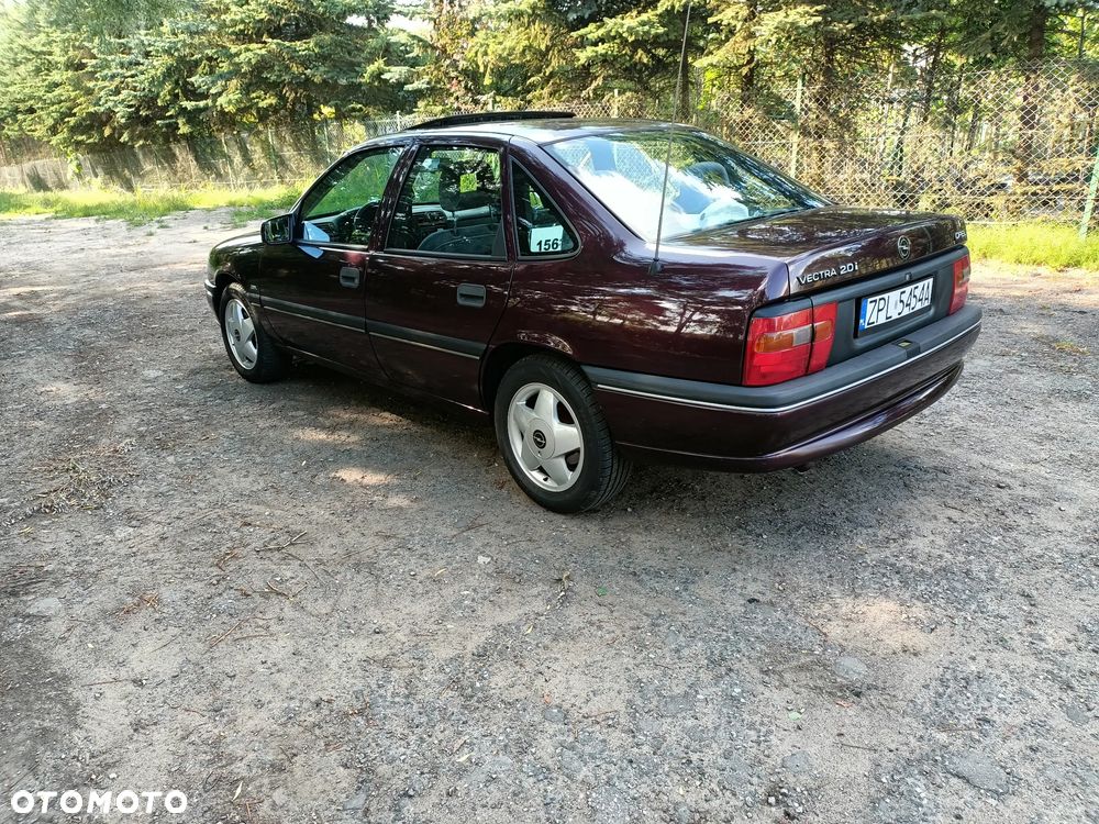 Opel Vectra 2.0 CDX - 2