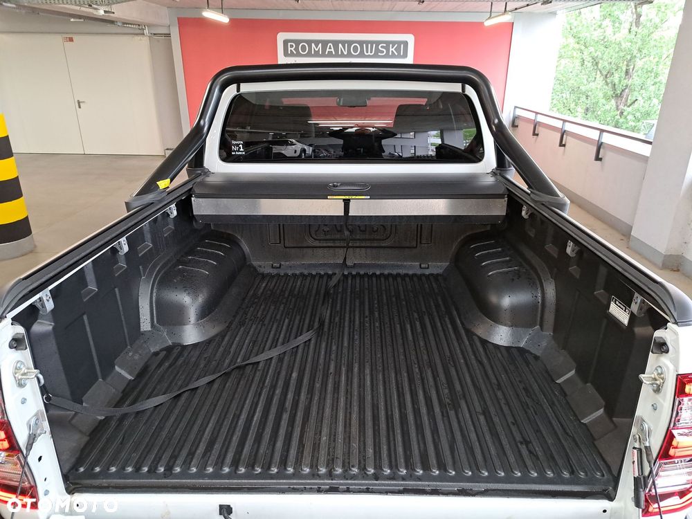 Toyota Hilux - 15