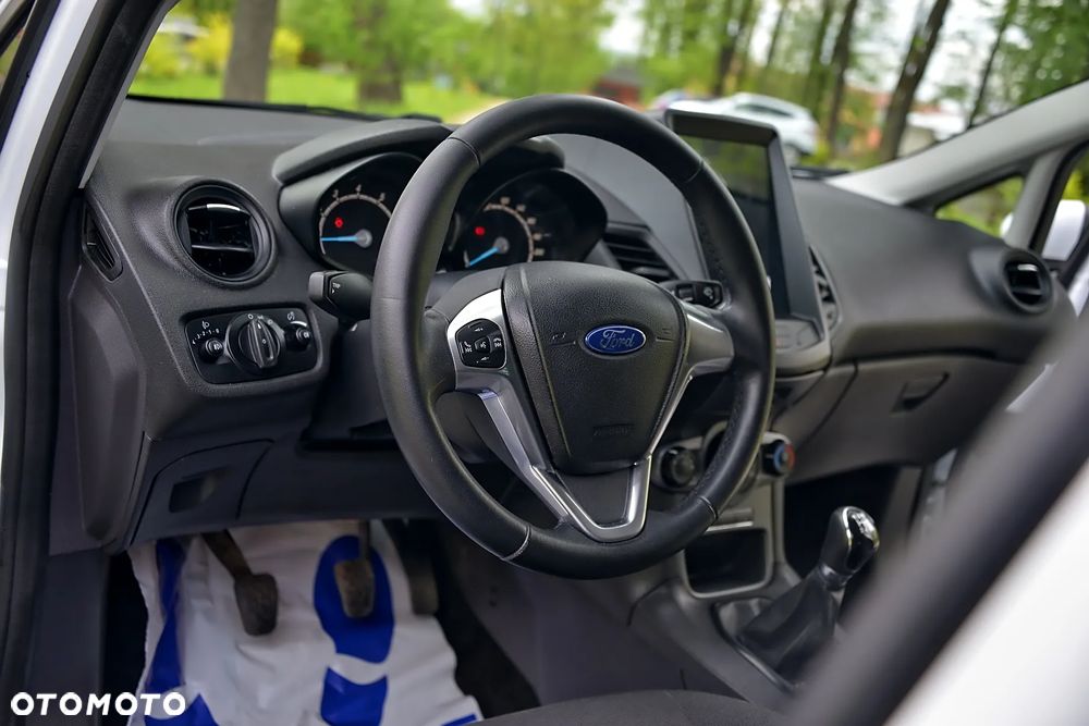 Ford Fiesta 1.25 Titanium EU5 - 27