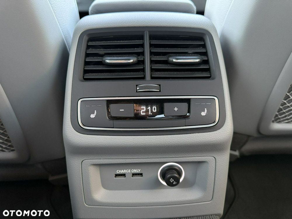 Audi A4 Limousine - 29