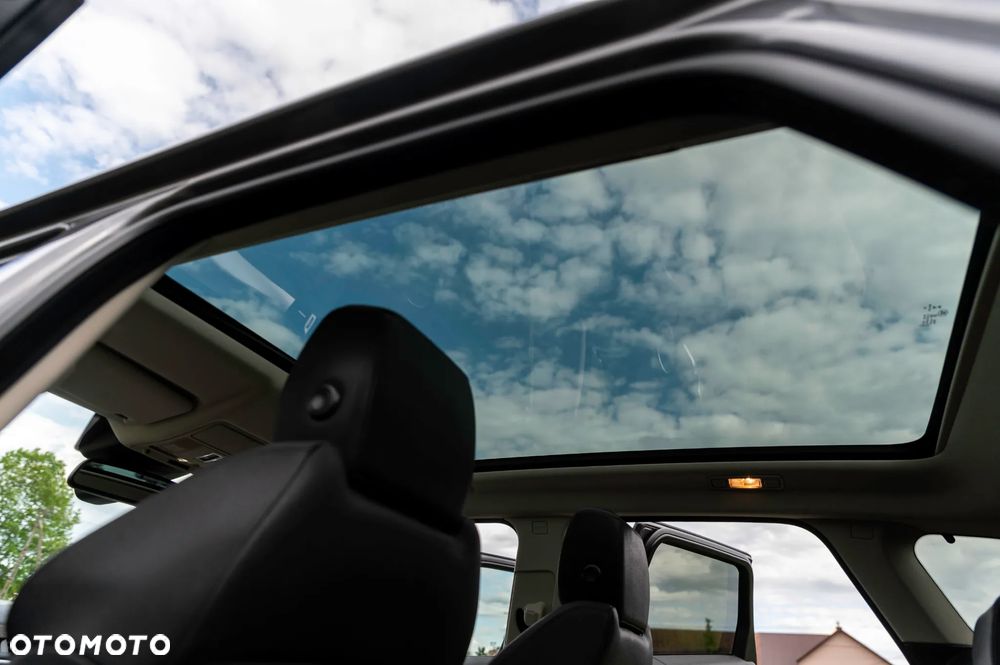 Land Rover Range Rover Evoque - 26