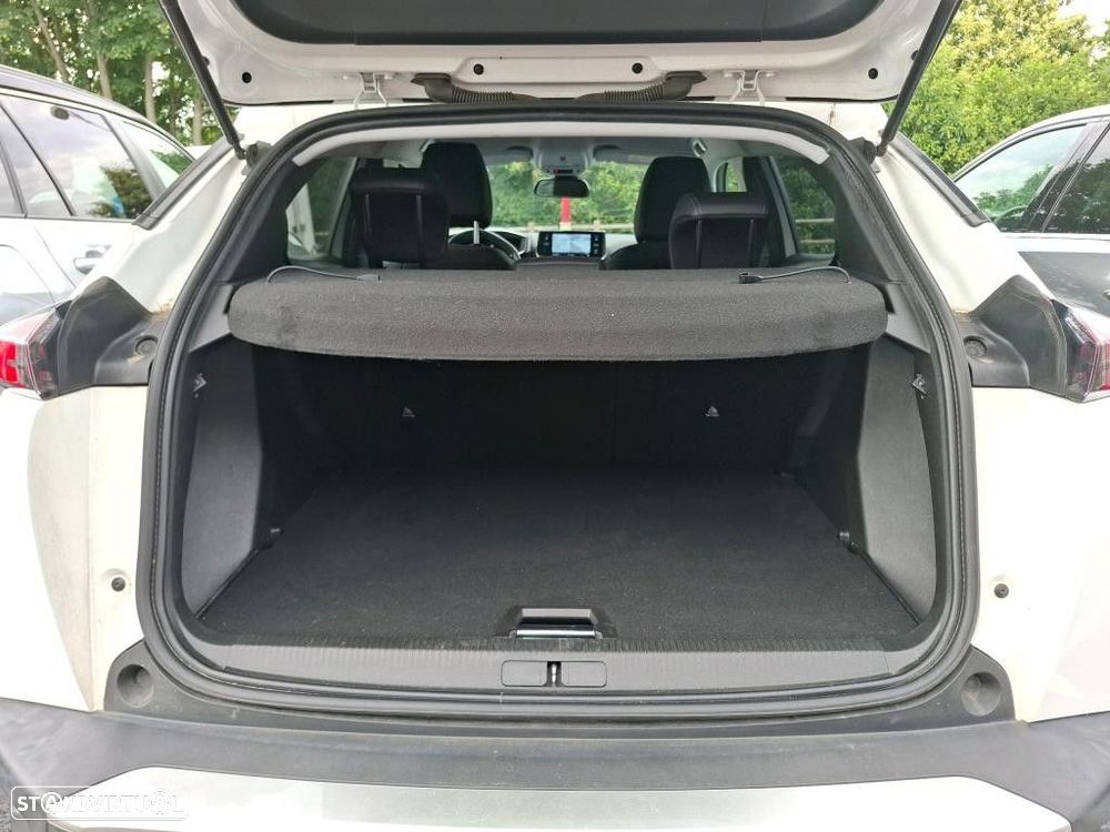 Peugeot 2008 1.2 PureTech Allure Pack - 12