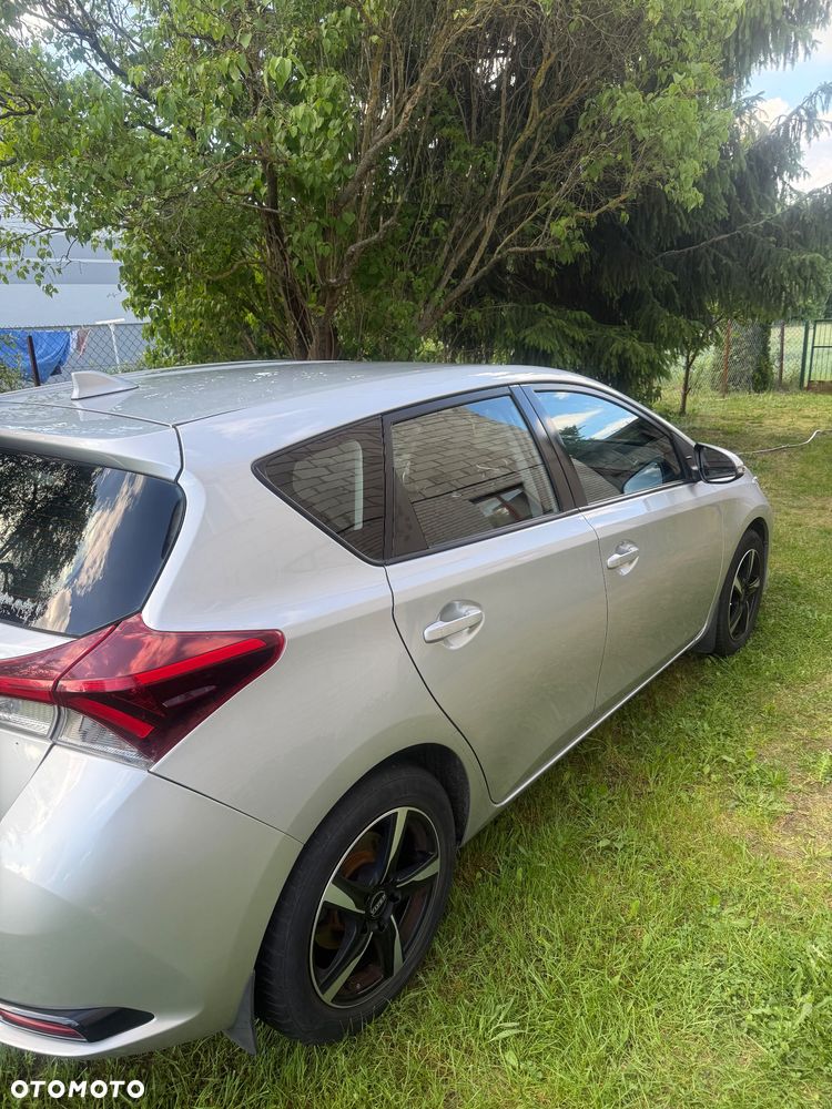 Toyota Auris 1.33 VVT-i Active - 5