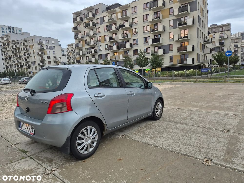 Toyota Yaris 2006 photo 5