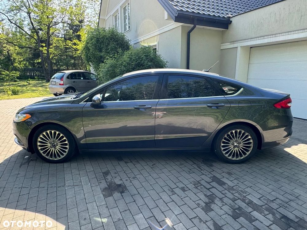 Ford Fusion - 1