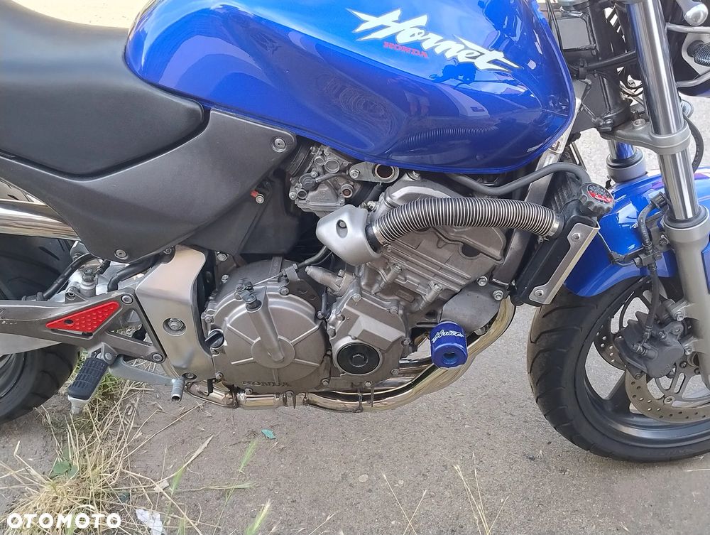 Honda Hornet - 12