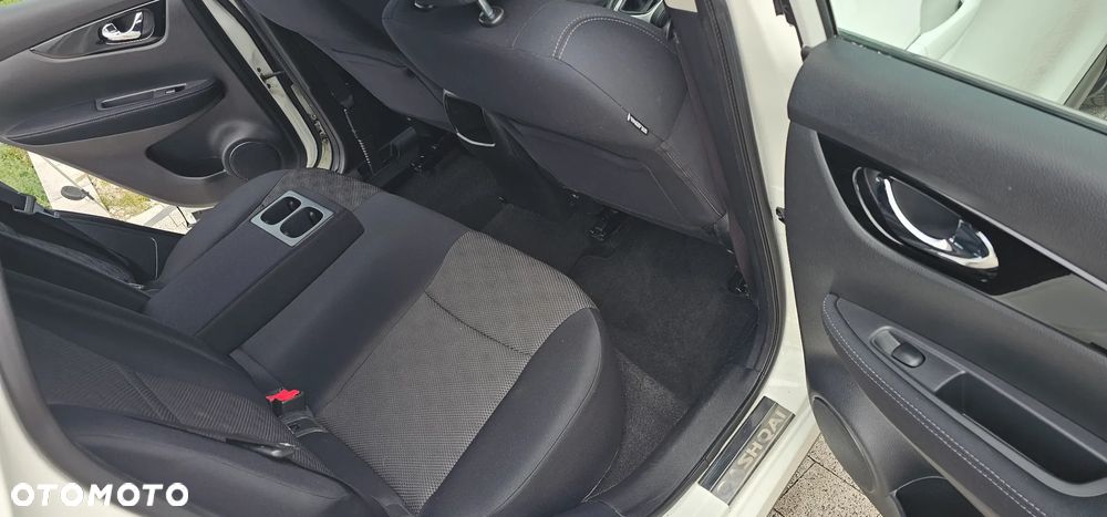 Nissan Qashqai 1.6 DIG-T Tekna - 22
