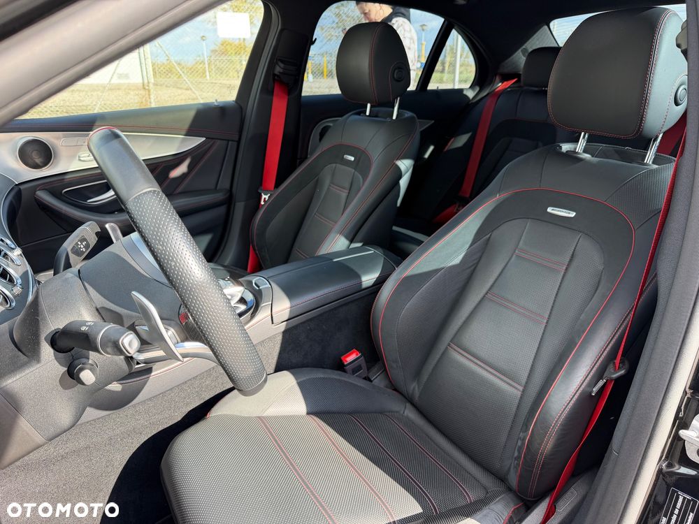 Mercedes-Benz Klasa E AMG 53 4-Matic+ - 16