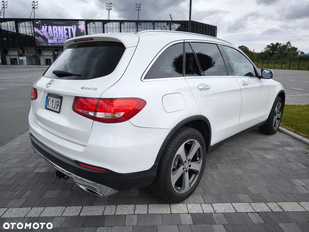 Mercedes-Benz GLC 300 4-Matic - 38